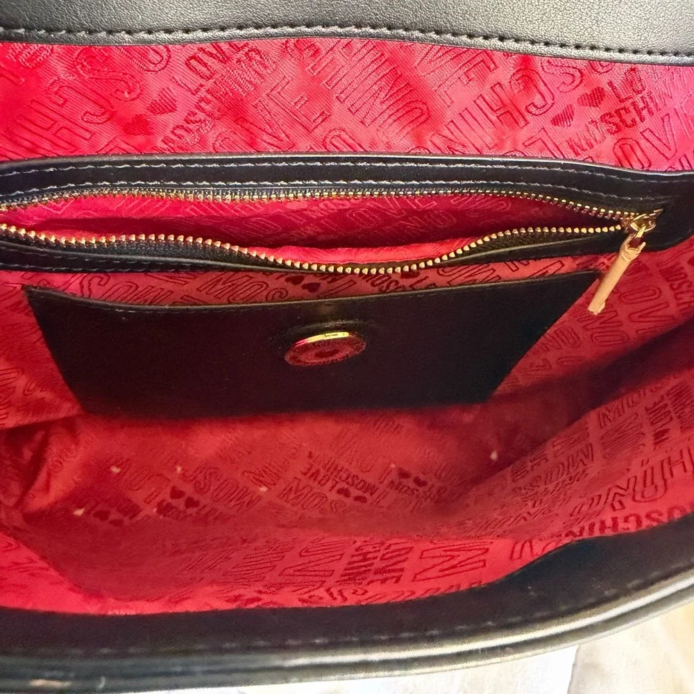 Love Moschino Black and Cream Crossbody Bag - Picture 3 of 7
